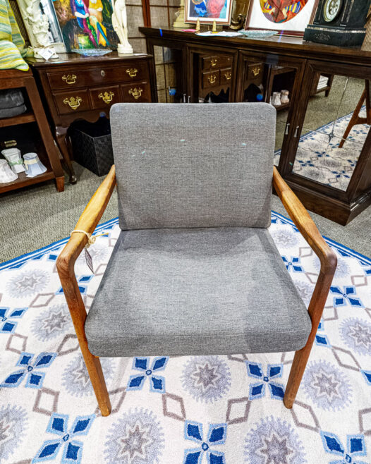 VTG John Stuart MCM Chair
