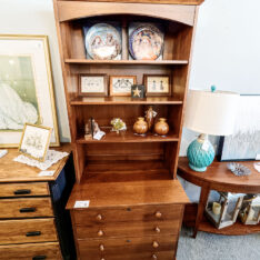 Ethan Allen Chest/Hutch/Keys