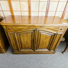 Custom Sideboard - FRANCE