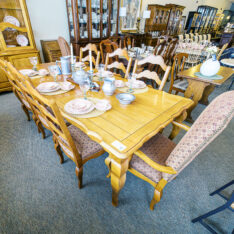 Ethan Allen Table & Chairs