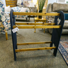 Wood Heart Quilt Rack