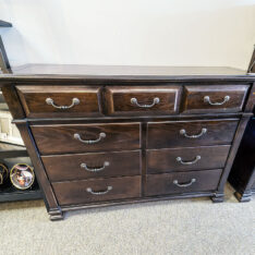 Bassett 9 Drawer Dresser