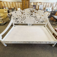 Whitewashed Zarah Daybed