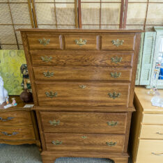 Oak Chest of Drawers