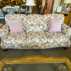 England Floral Studded Sofa