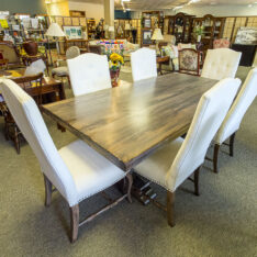 Saloom New Castle Dining Set