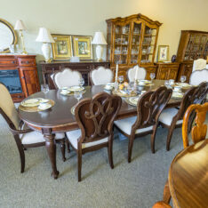 Hooker Mahogany Dining Set