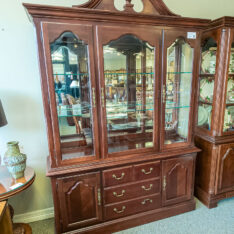 Thomasville Buffet Hutch